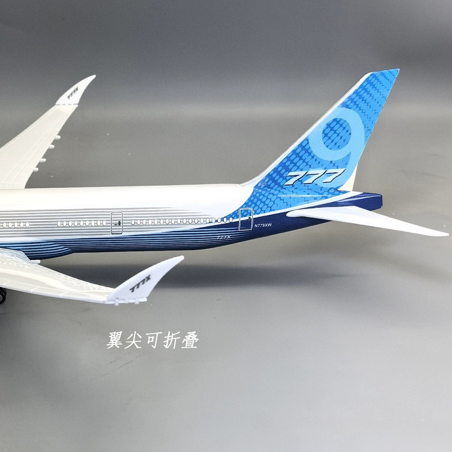 Modello di Aereo in Resina Pre - Model Kit Airplane recensione e prezzo