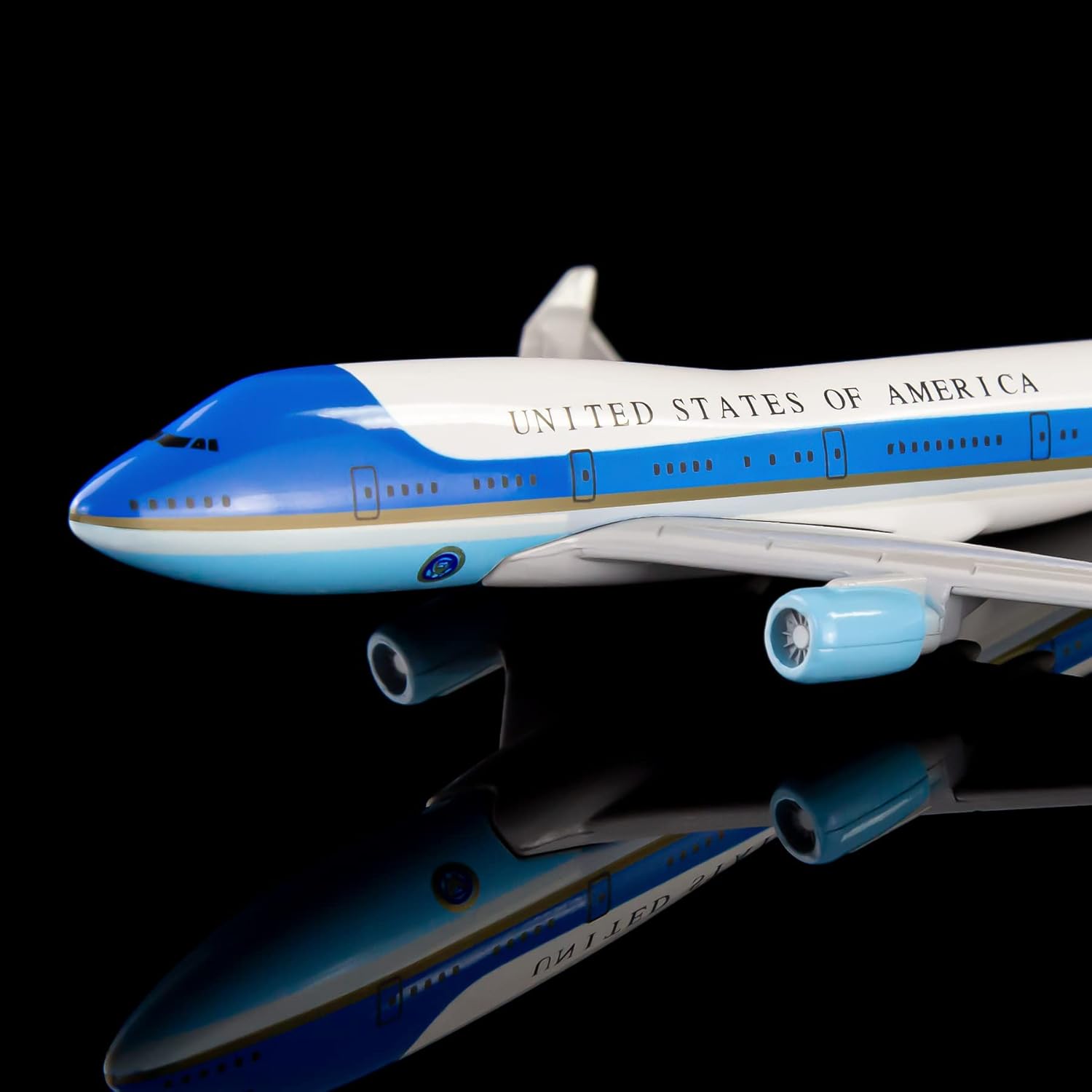 Modellino in Scala 1/400 di Ai - Model Kit Airplane recensione e prezzo