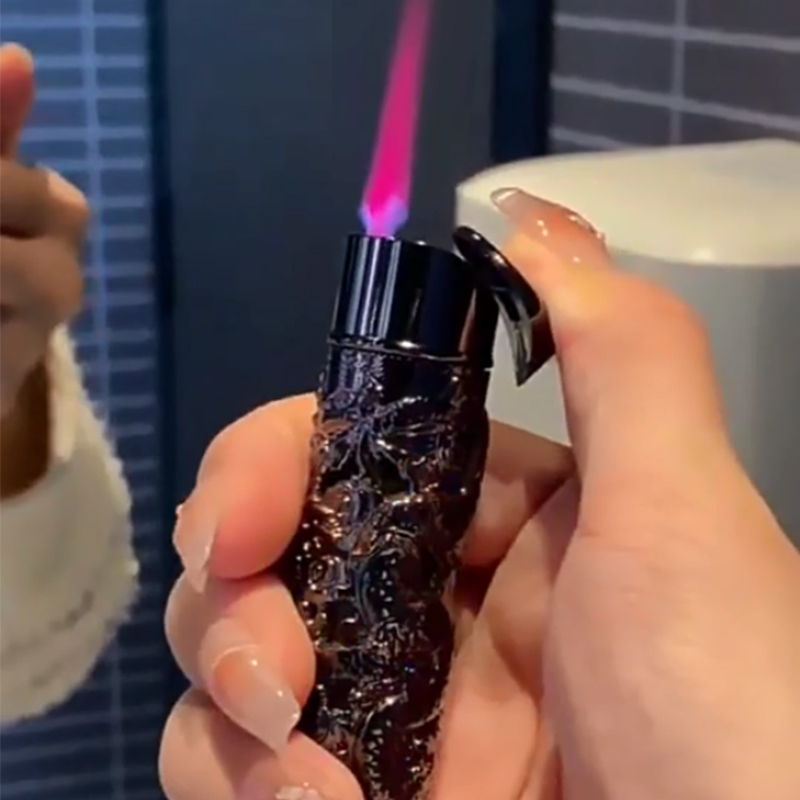 L'accendino per torcia con des - Spray Can Lacquer recensione e prezzo