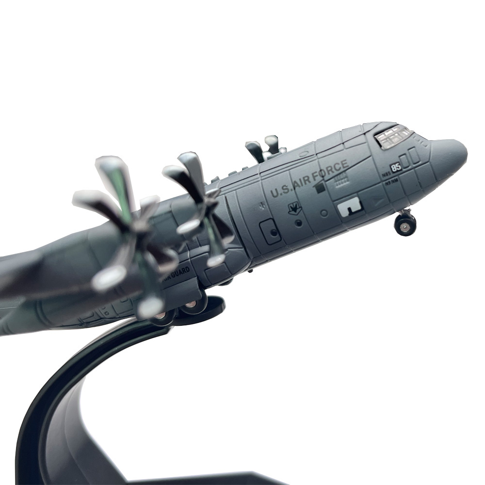 Modellino in Scala 1/200 dell' - Model Kit Airplane recensione e prezzo