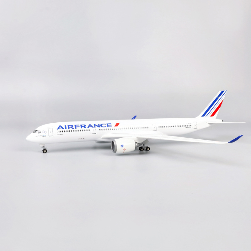 Modellino Aereo Air France A35 - Model Kit Airplane recensione e prezzo